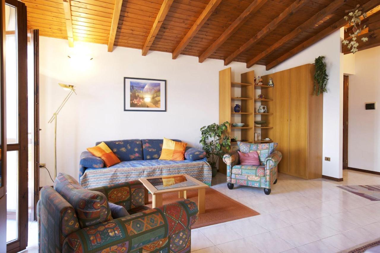 Residenza Arcobaleno Apartment Pino Lago Maggiore Exterior photo