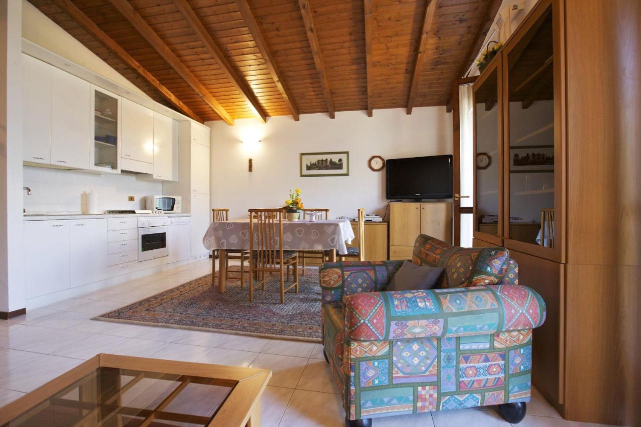 Residenza Arcobaleno Apartment Pino Lago Maggiore Exterior photo